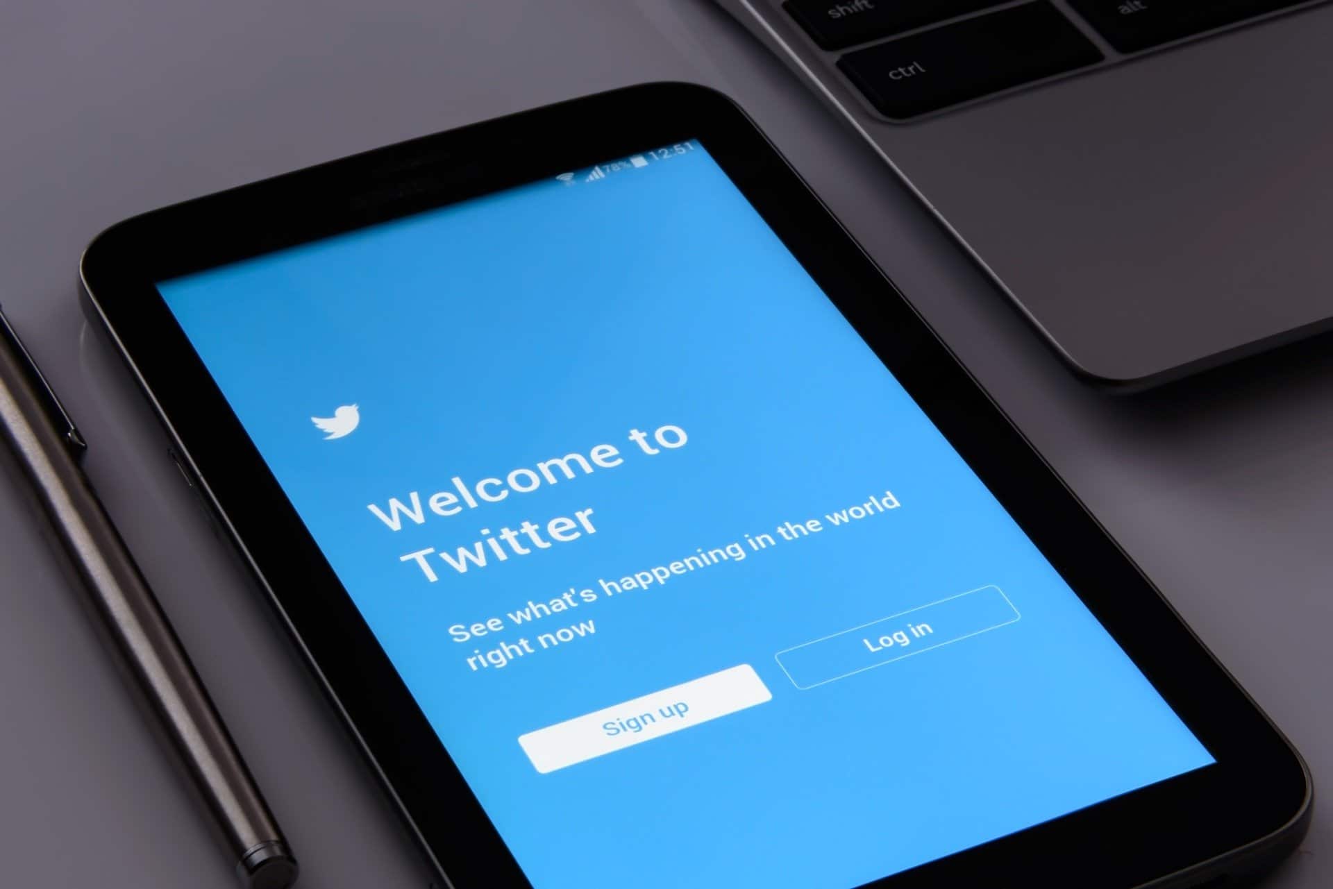 Elon Musk acquista Twitter per 44 miliardi