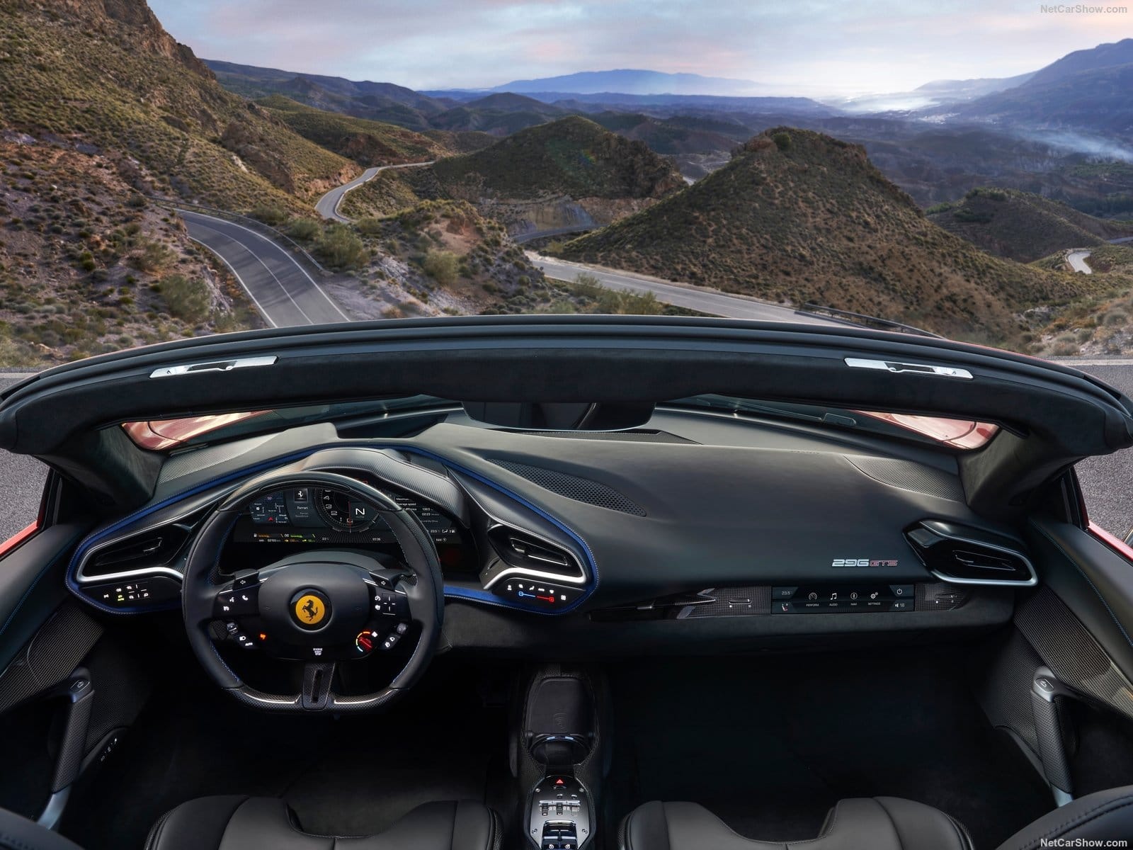 Ferrari 296 GTS: arriva la decappottabile ibrida da 830 cv
