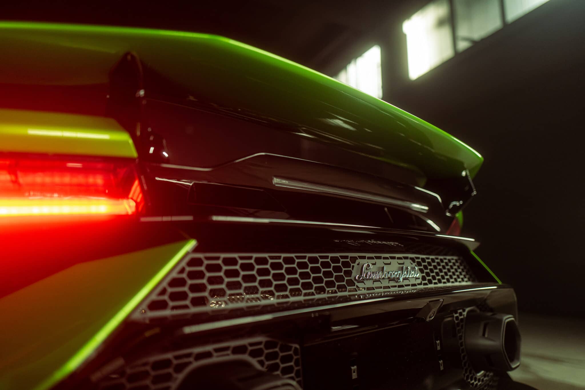 Lamborghini Huracan Tecnica: scheda tecnica, prestazioni, aerodinamica