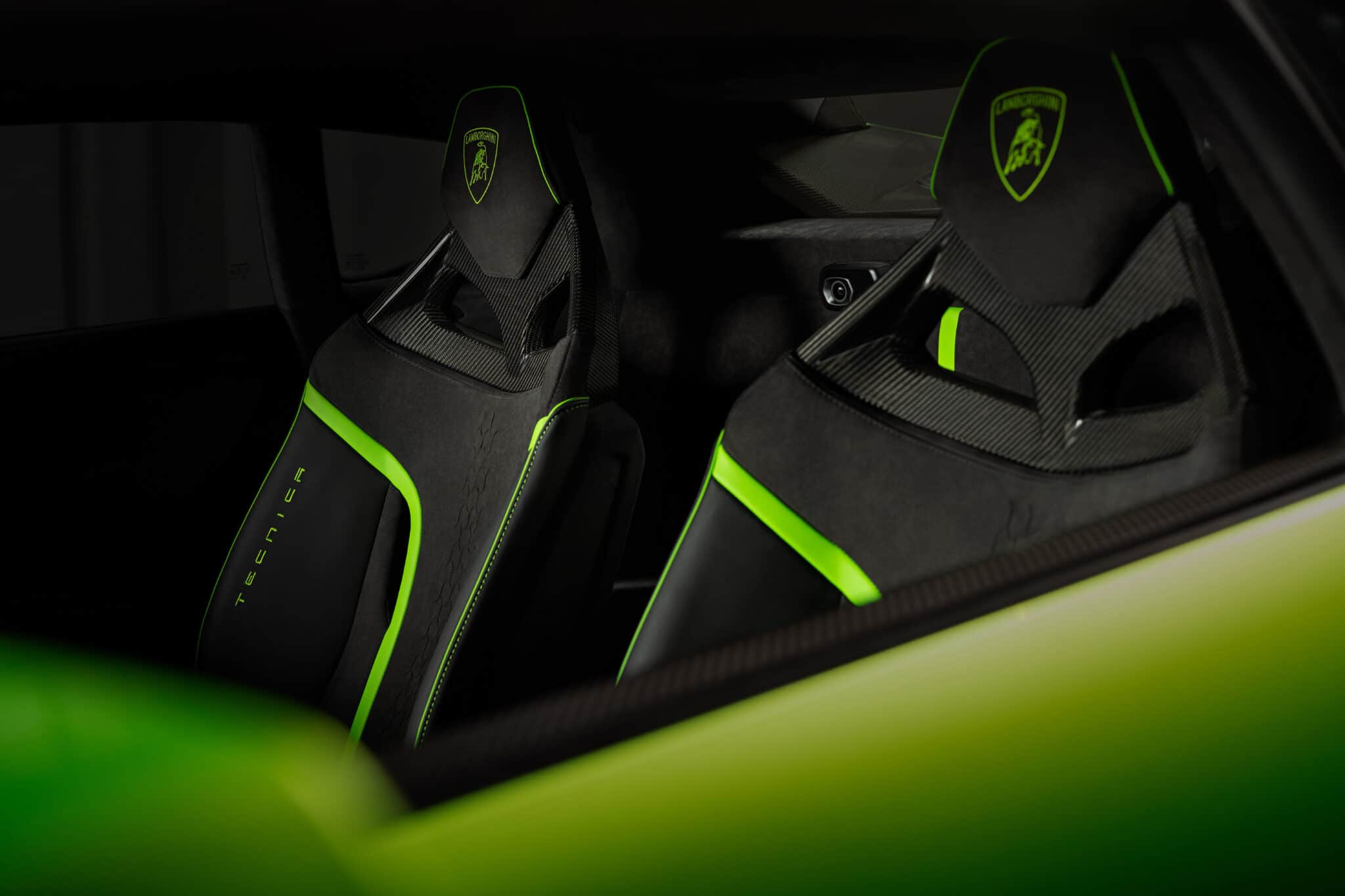 Interni Huracan Tecnica