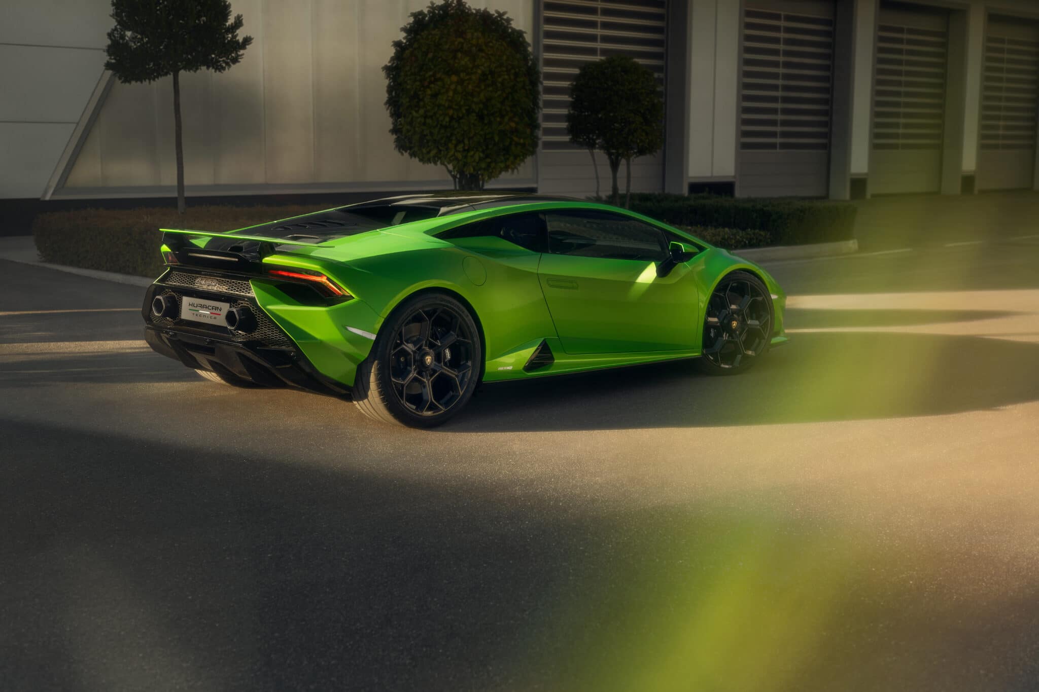 Lamborghini Huracan Tecnica: scheda tecnica, prestazioni, aerodinamica