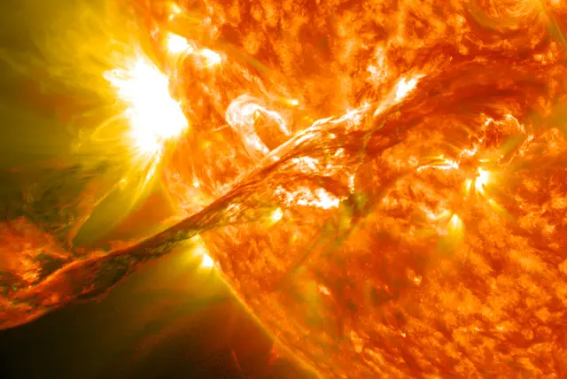 Il mistero delle nuove onde solari