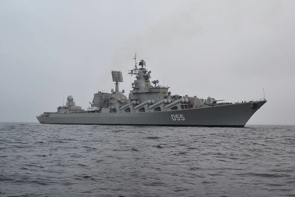 Tra le navi russe nel Mediterraneo compaiono gli incrociatori classe Slava soprannominati "killer di portaerei" (Attribution: Mil.ru)