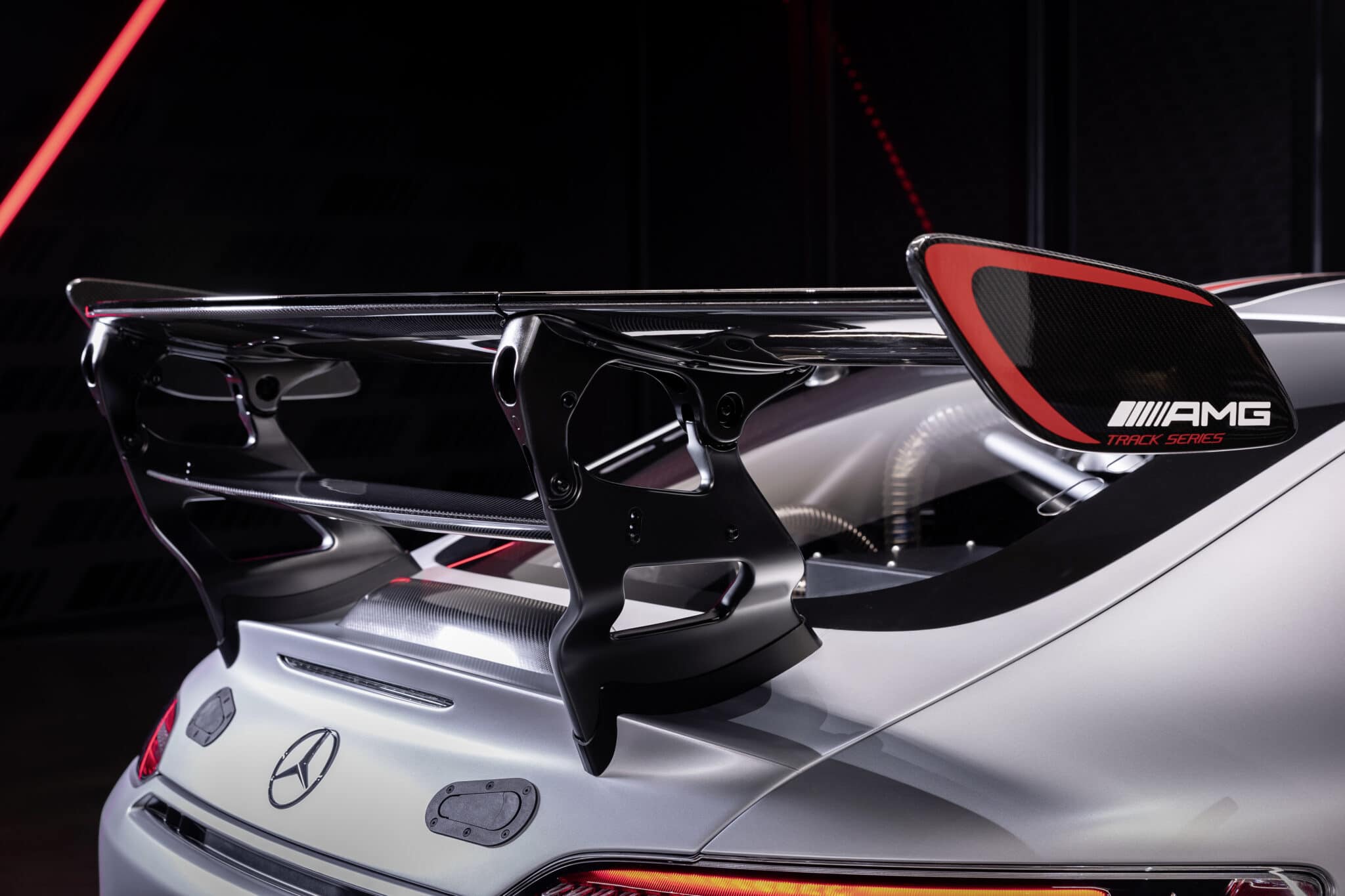 Spoiler posteriore - Crediti foto: ufficio stampa Mercedes AMG