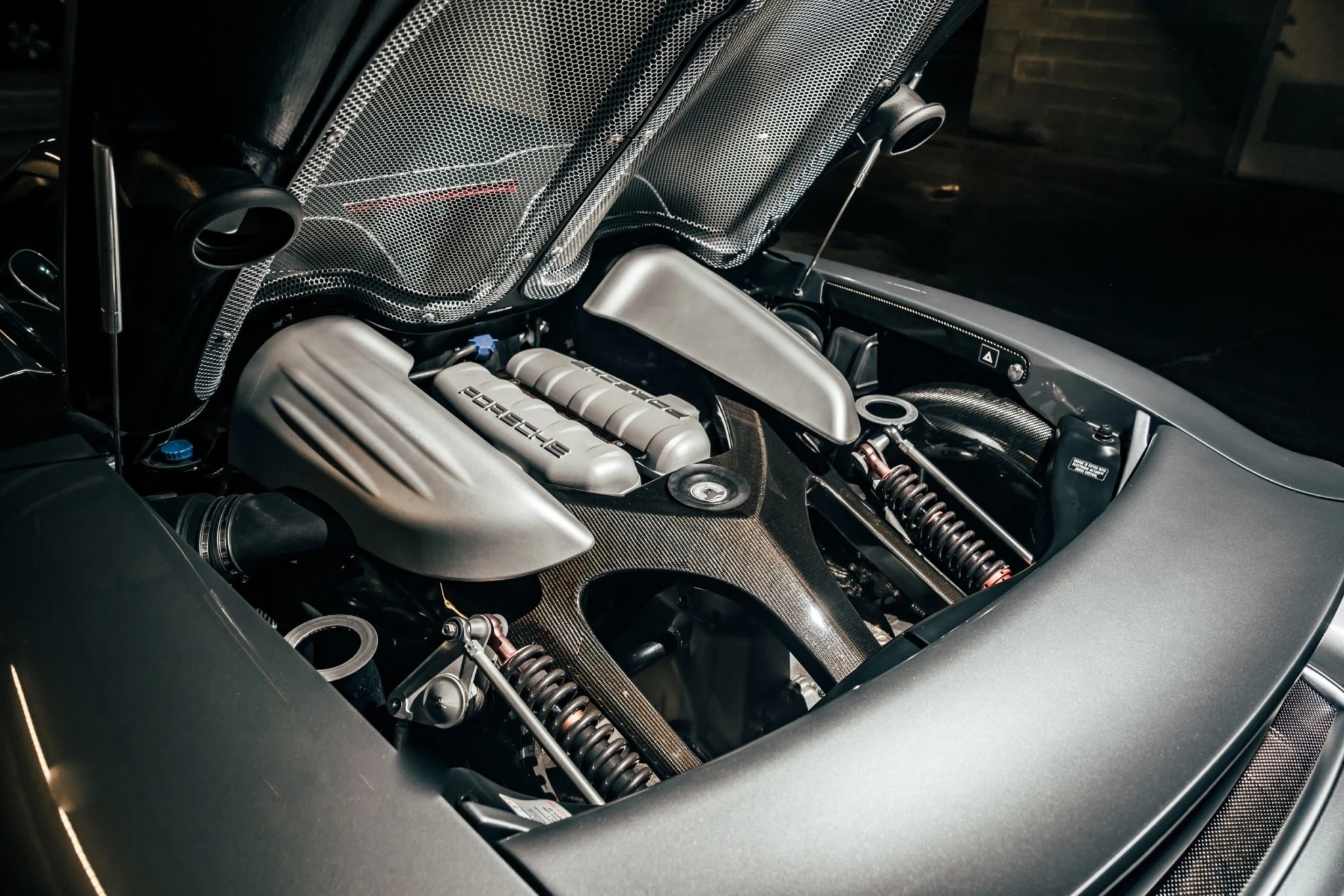 Il V10 della Carrera GT