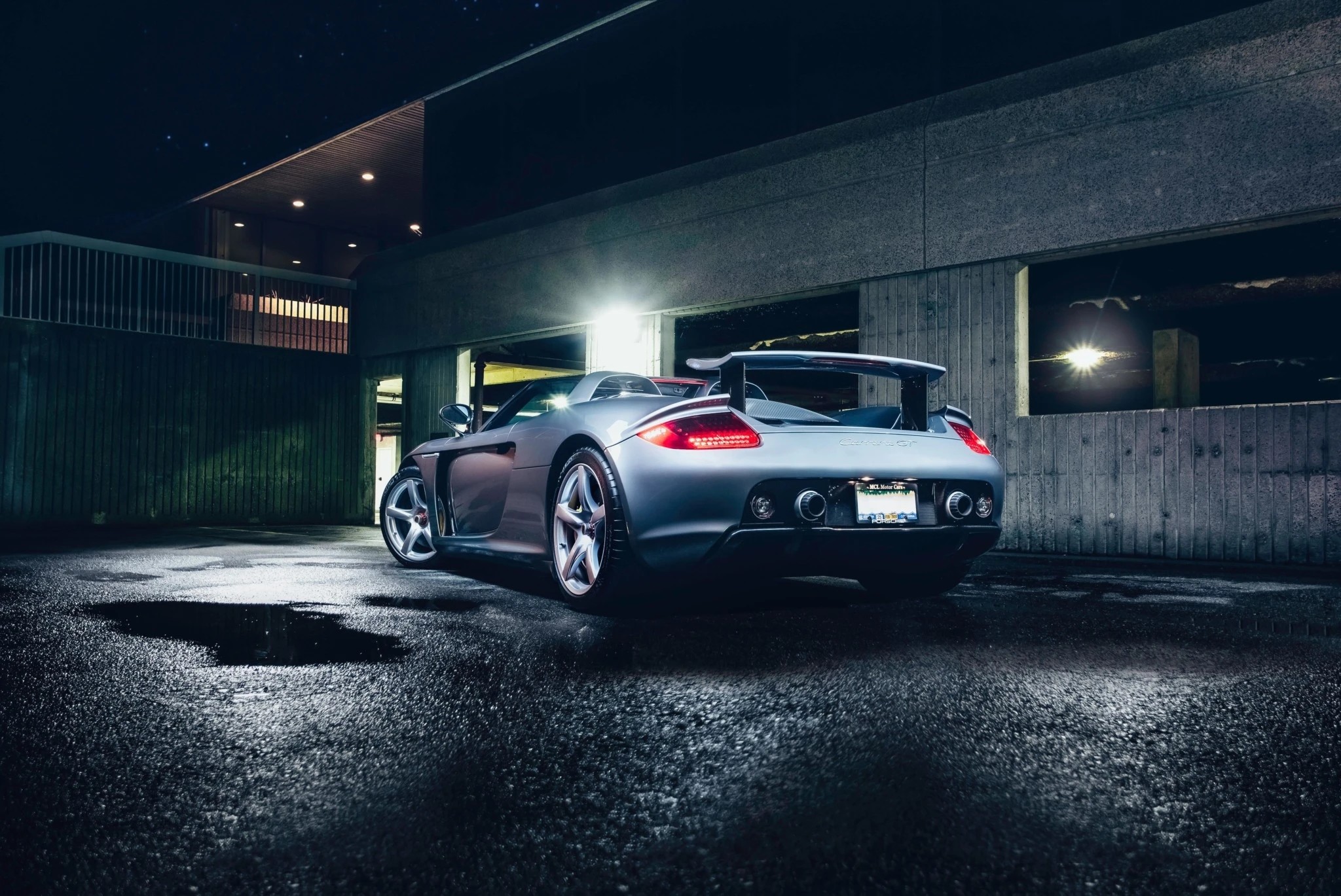 Porsche Carrera GT: la supercar con il V10 progettato per la 24 Ore di Le Mans
