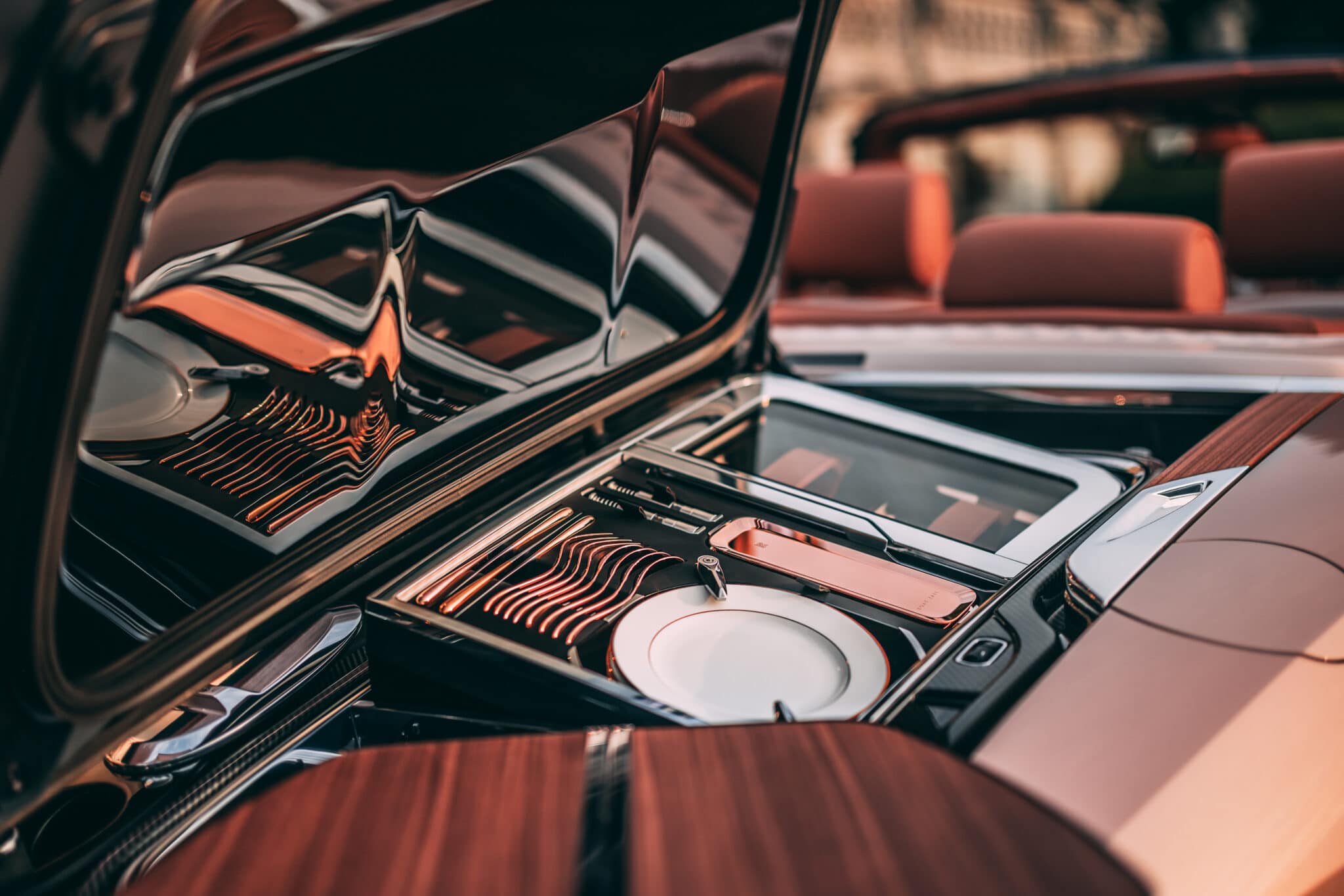 Rolls-Royce Boat Tail: costruito il secondo esemplare, costa 23 milioni di euro