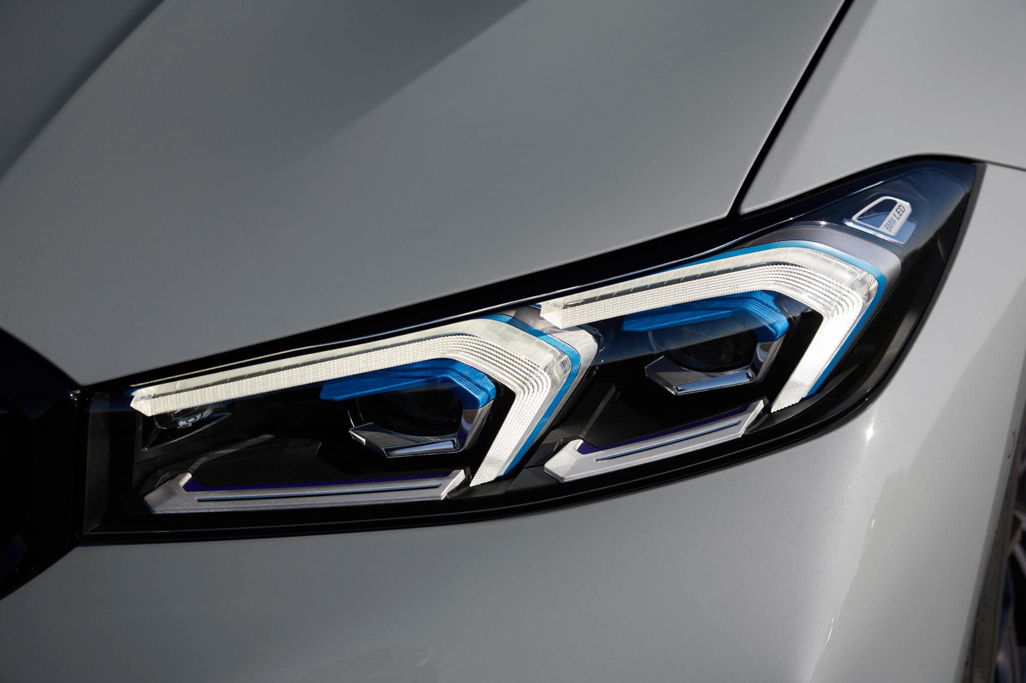 Bmw Serie 3 si aggiorna per il 2022