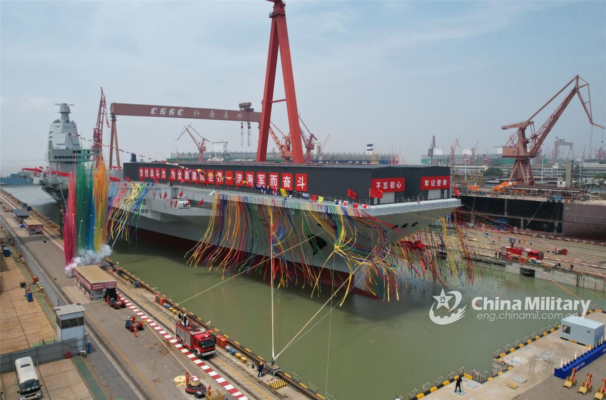 Fujiang: varata la prima superportaerei della marina cinese - 