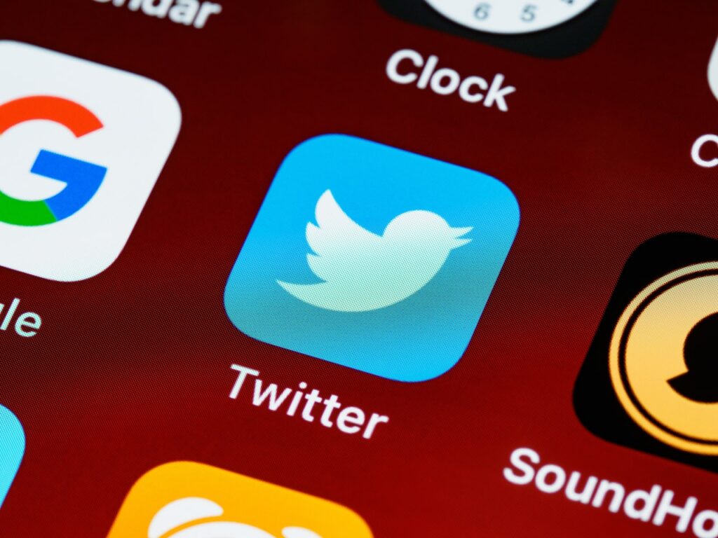 Twitter: addio al limite di caratteri, è in arrivo Notes