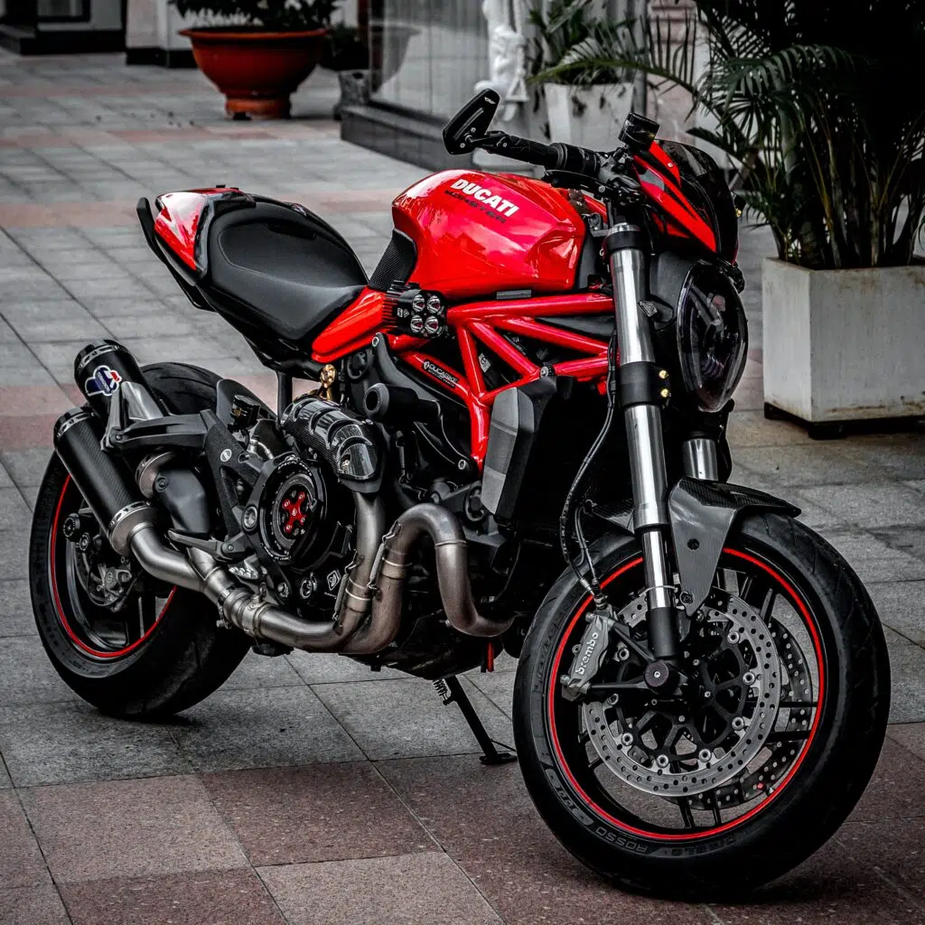 Adesivi moto Ducati: un dettaglio meritevole d'attenzione
