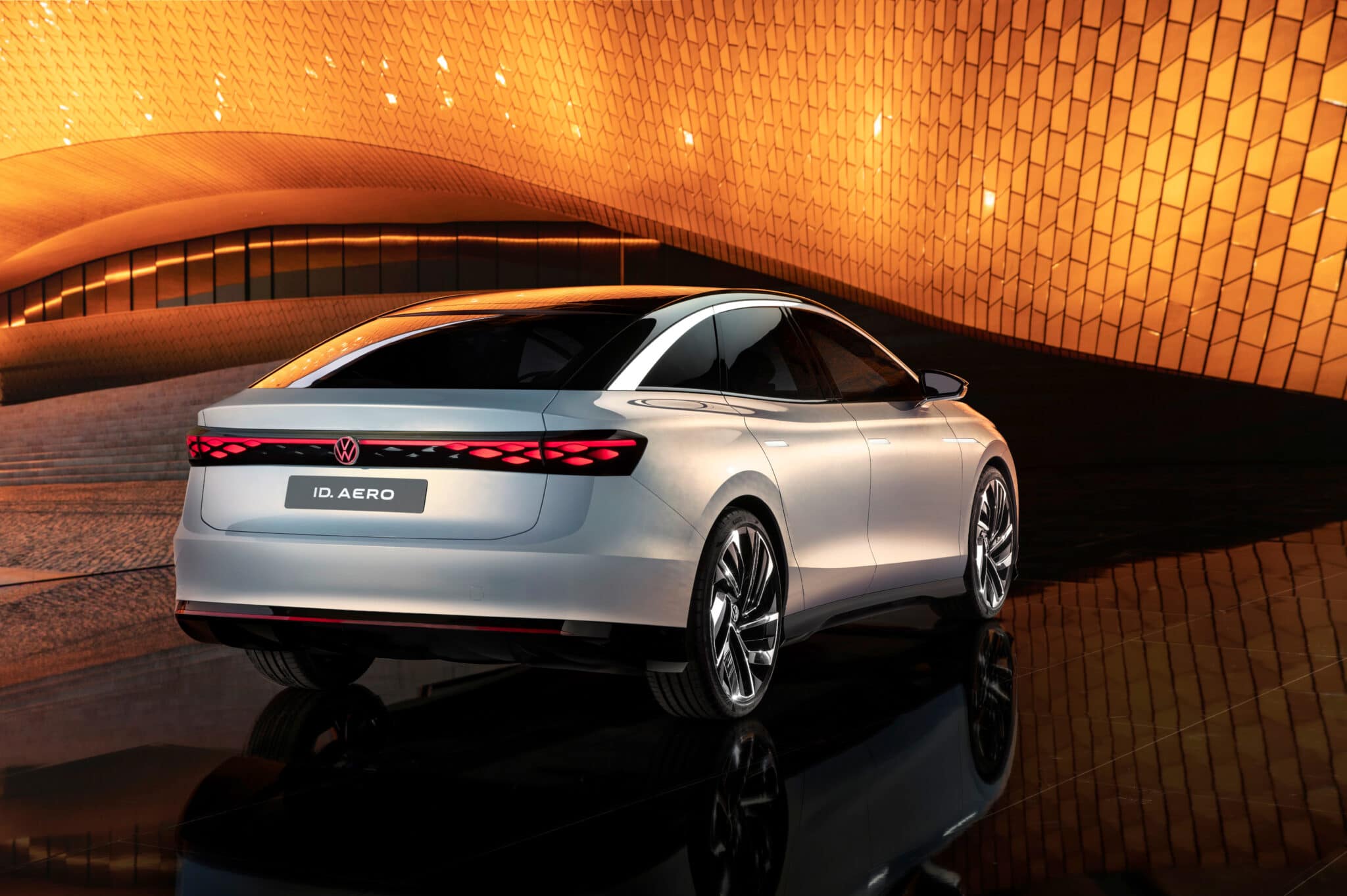 Volkswagen ID.AERO - Crediti foto: ufficio stampa Volkswagen