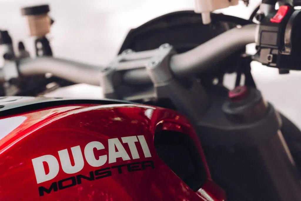 Adesivi moto Ducati: un dettaglio meritevole d'attenzione