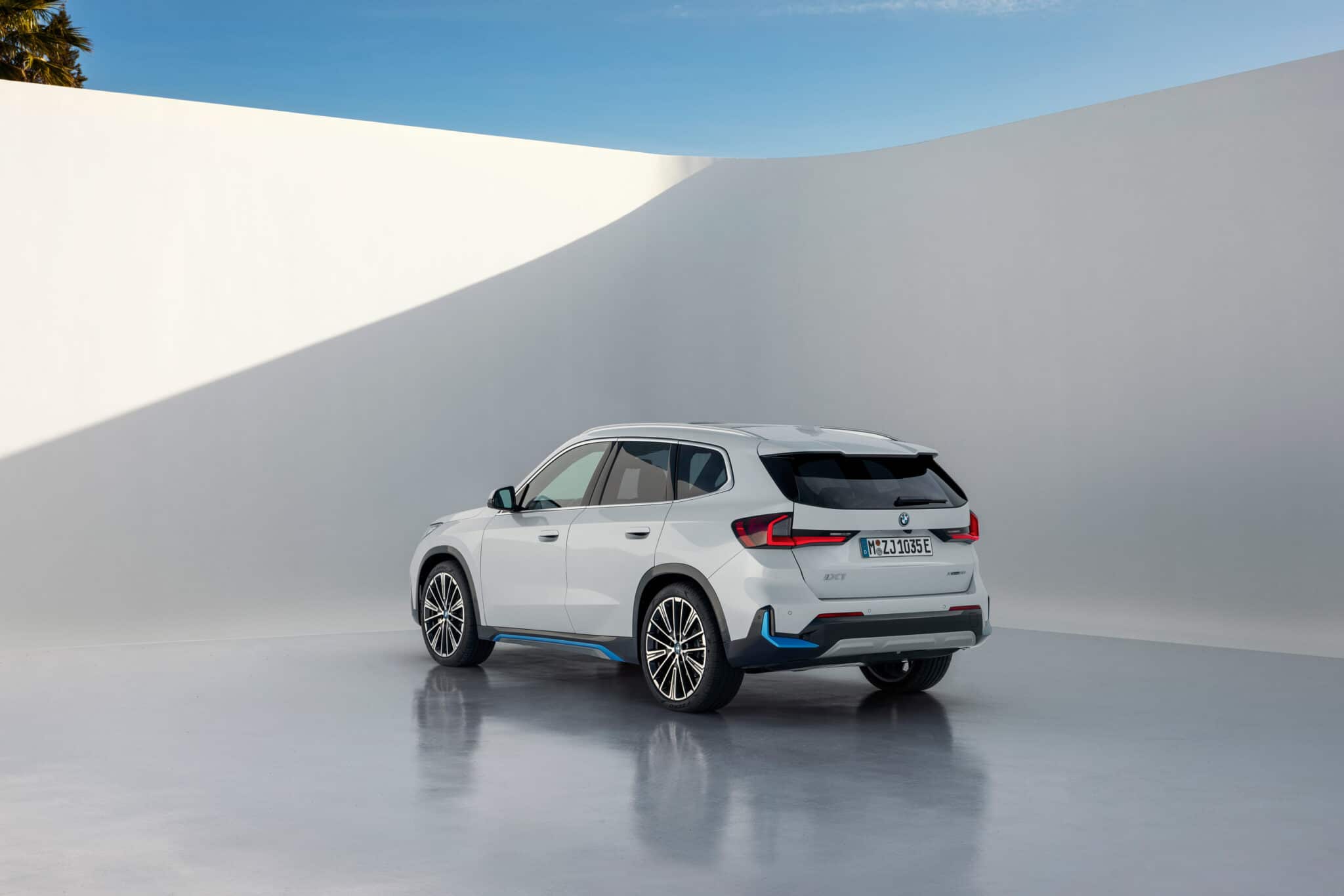 Nuova BMW X1: oltre ai motori endotermici, ecco anche la iX1 elettrica