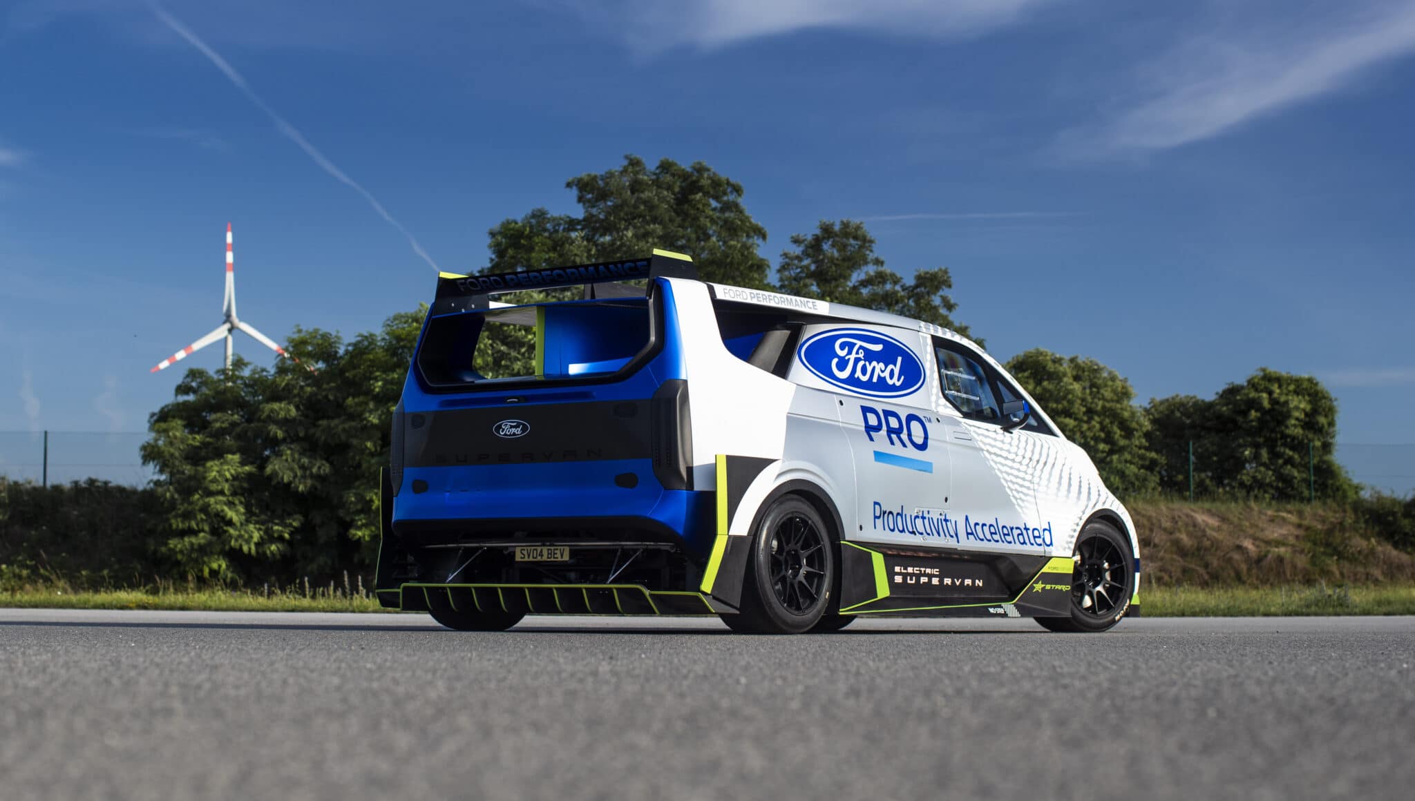 Ford Pro Electric Supervan - Crediti foto: ufficio stampa Ford