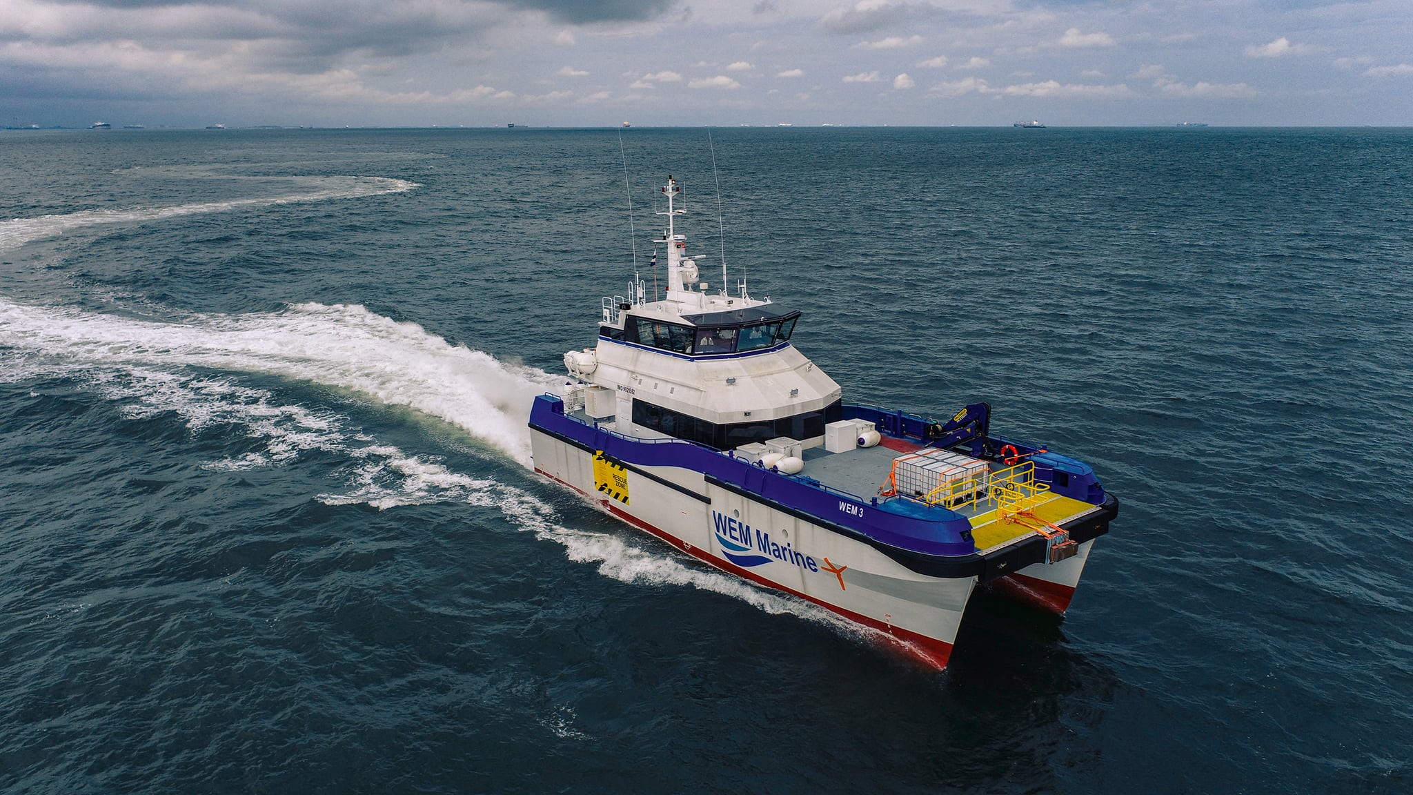 Un Crew transfer vessel più piccolo della società. Fonte: Pagina facebook ufficiale della società