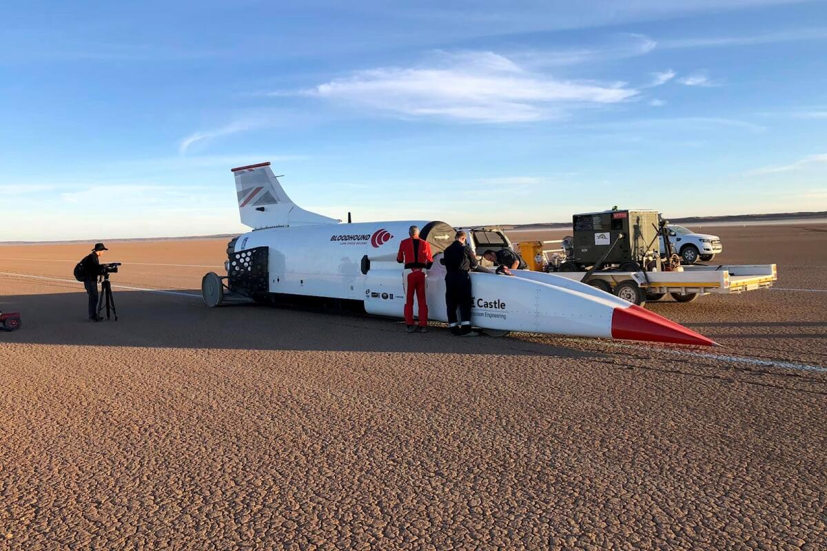 Bloodhound: l'obiettivo è raggiungere i 1600 km/h senza bruciare combustibili fossili - 