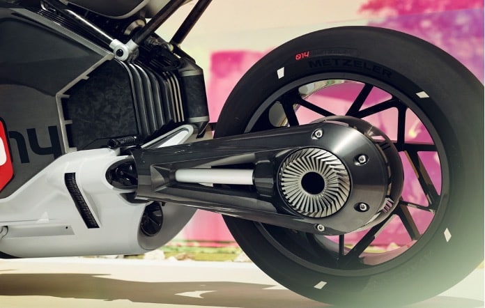Ruota posteriore con gli elementi fluorescenti. Credits: Sito ufficiale BMW Motorrad