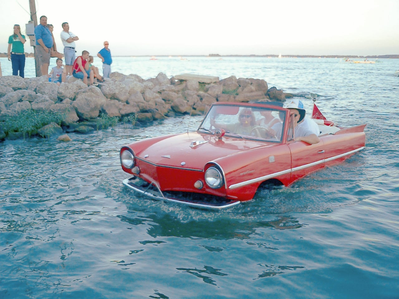 Amphicar in modalità "barca"