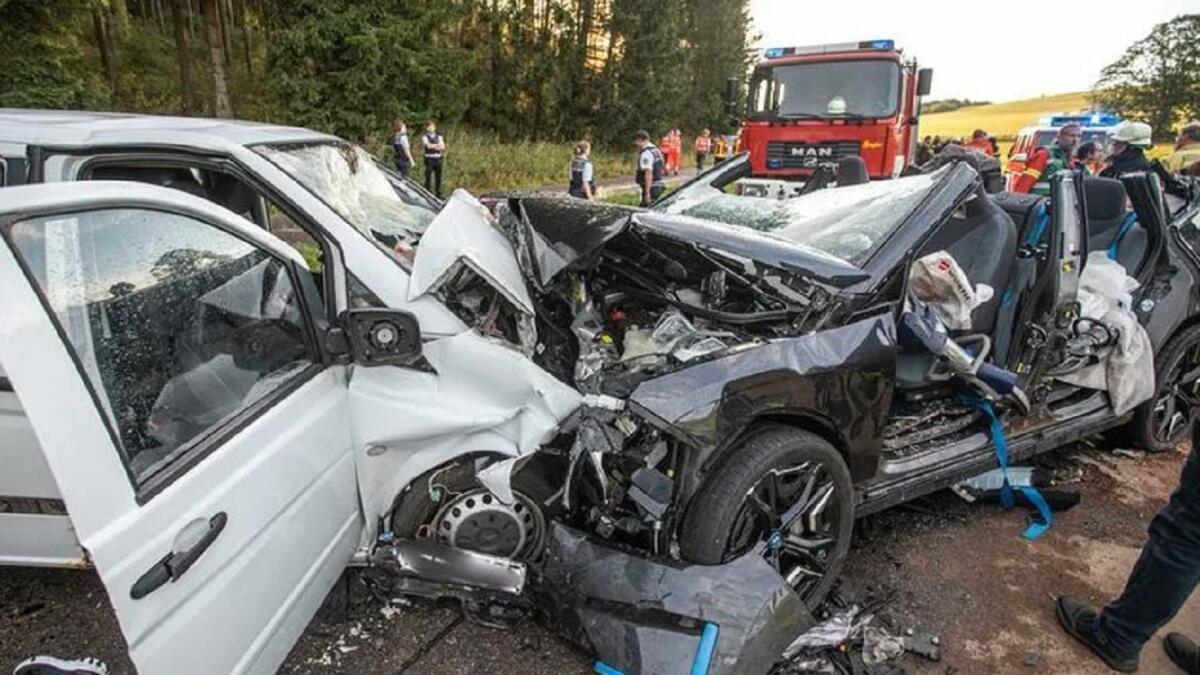 Incidente mortale con BMW iX a guida autonoma? BMW conferma che NON fosse autonoma - Incidente mortale con BMW iX a guida autonoma? BMW conferma che NON fosse autonoma