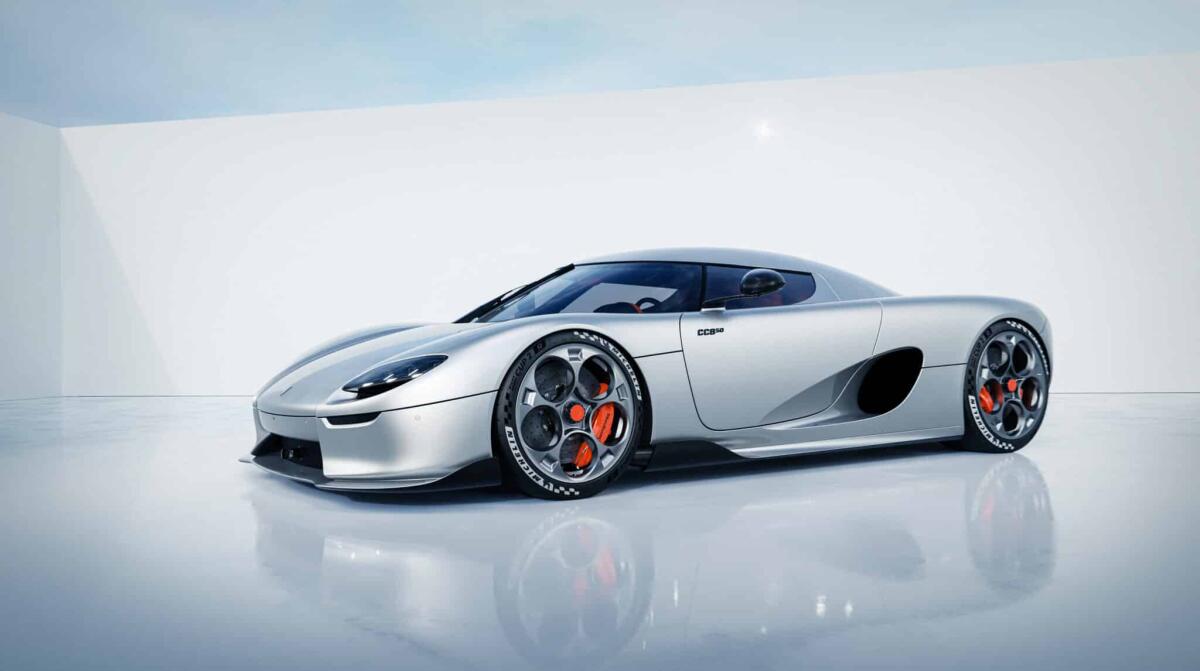 Koenigsegg CC850: l'auto che monta sia il cambio automatico che il manuale - 
