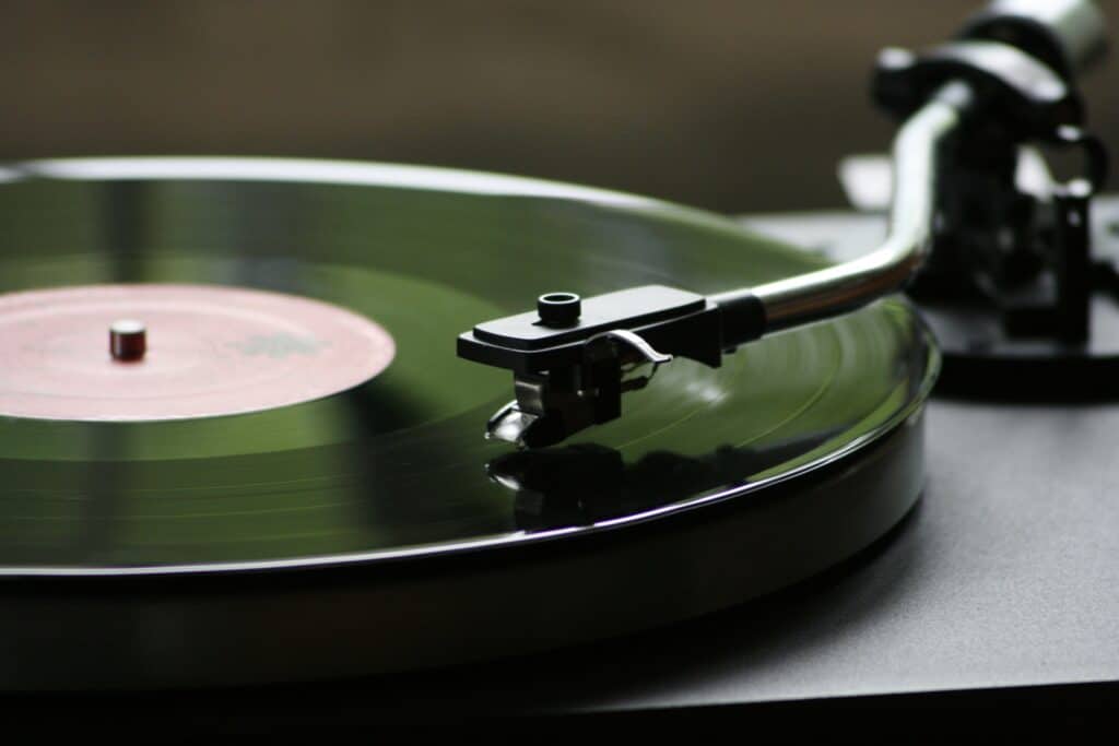 Può una canzone rompere un Hard Disk? Succedeva nei primi anni 2000
