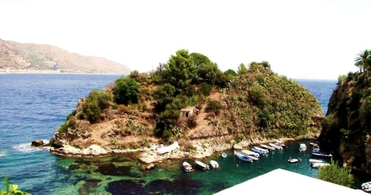 Isola delle Sirene, Taormina