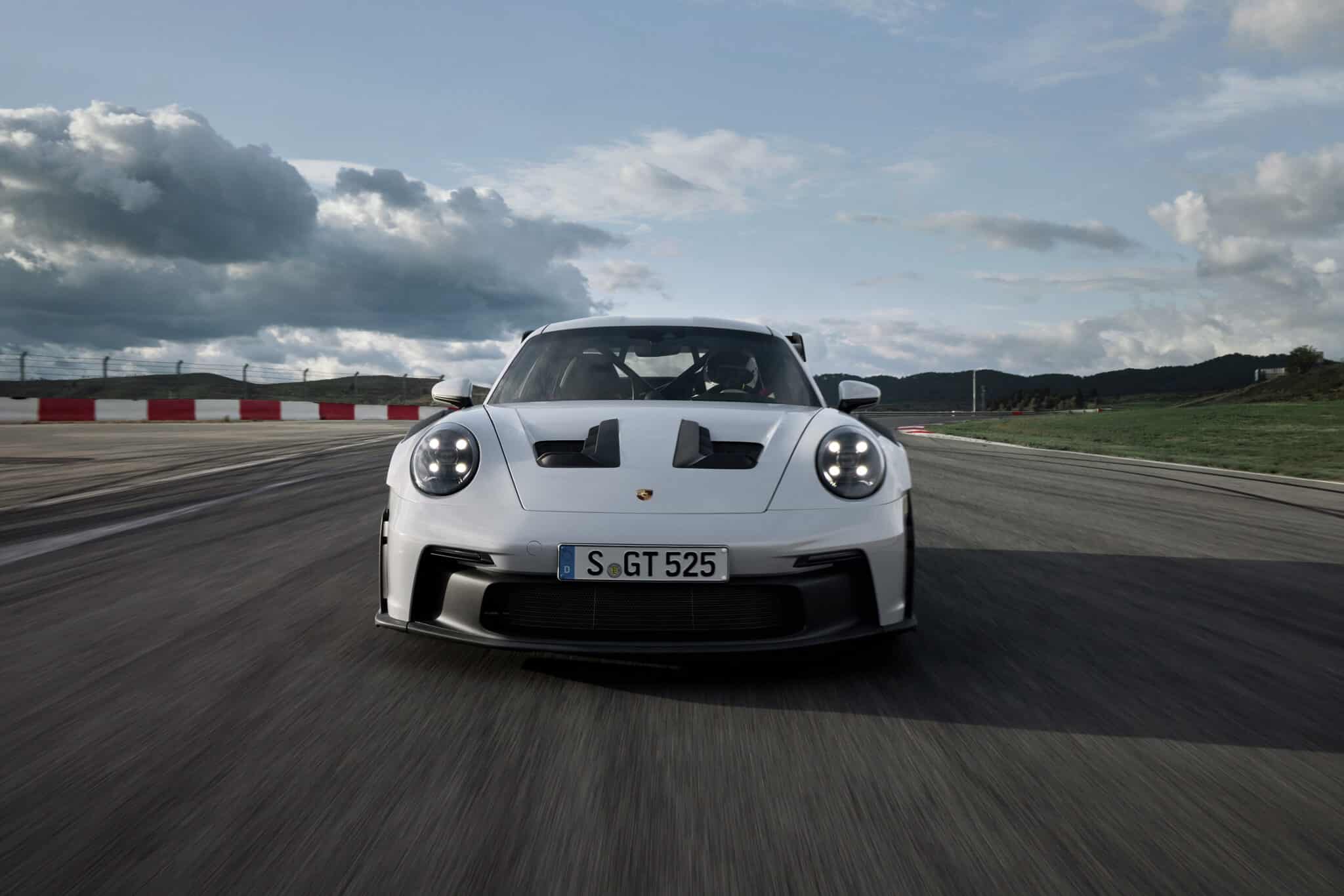 La parte anteriore - Crediti foto: Porsche