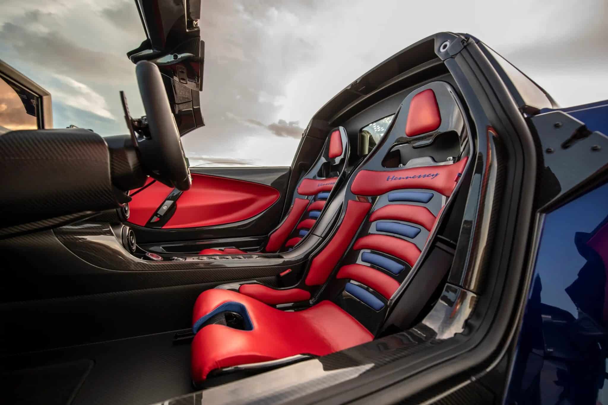 Hennessey Venom F5 Roadster: la hypercar decappottabile che supera i 480 km/h