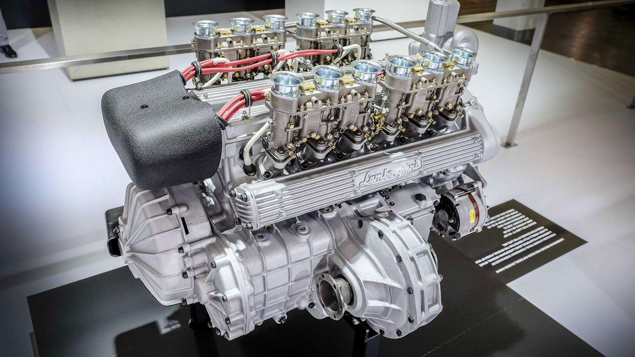 Lamborghini V12