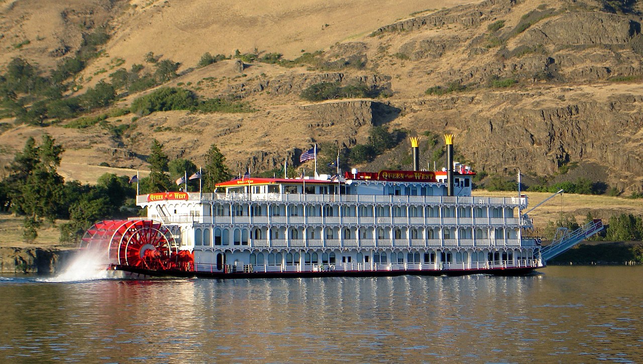 Il battello a vapore Queen of the West in navigazione. Fonte: Wikimedia Commons