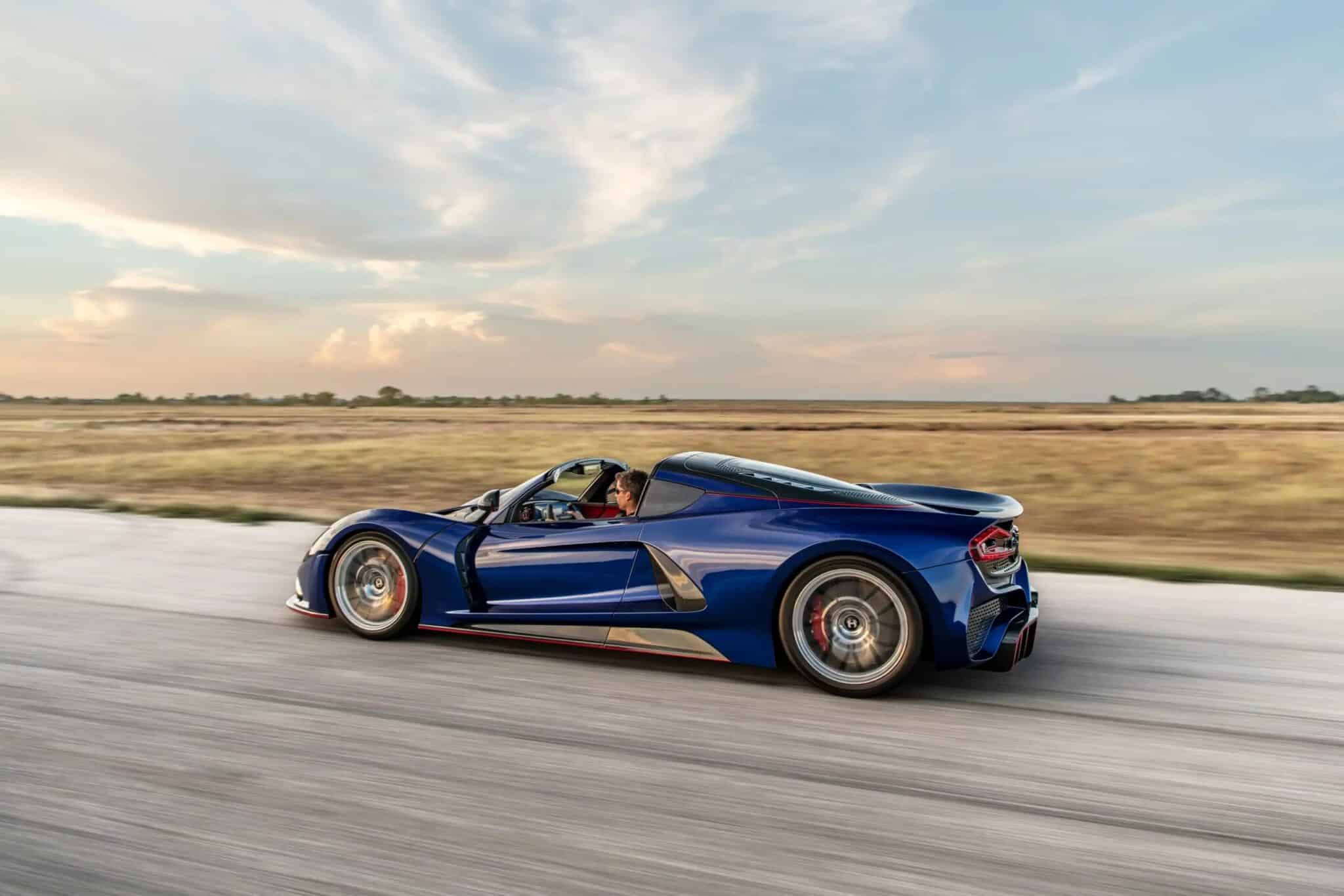 Hennessey Venom F5 Roadster: la hypercar decappottabile che supera i 480 km/h