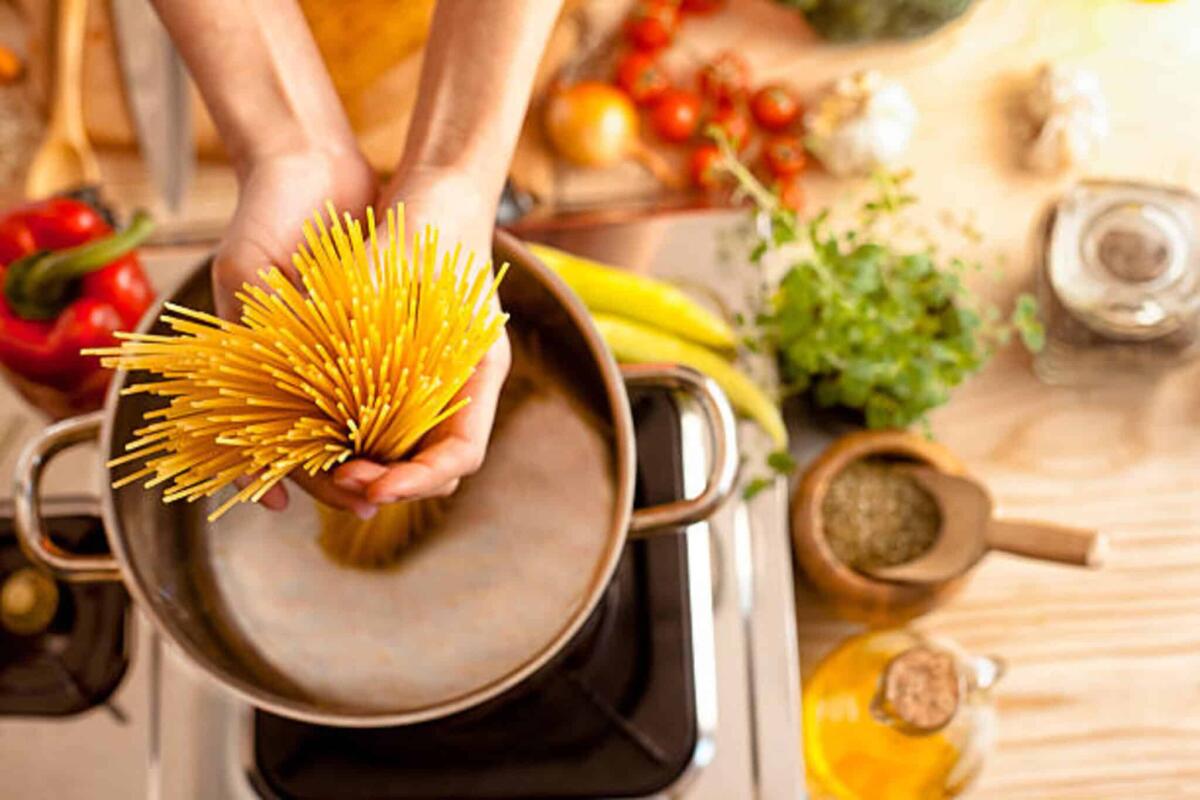 Cuocere la pasta a fuoco spento: quanto si risparmia? - Pixabay
