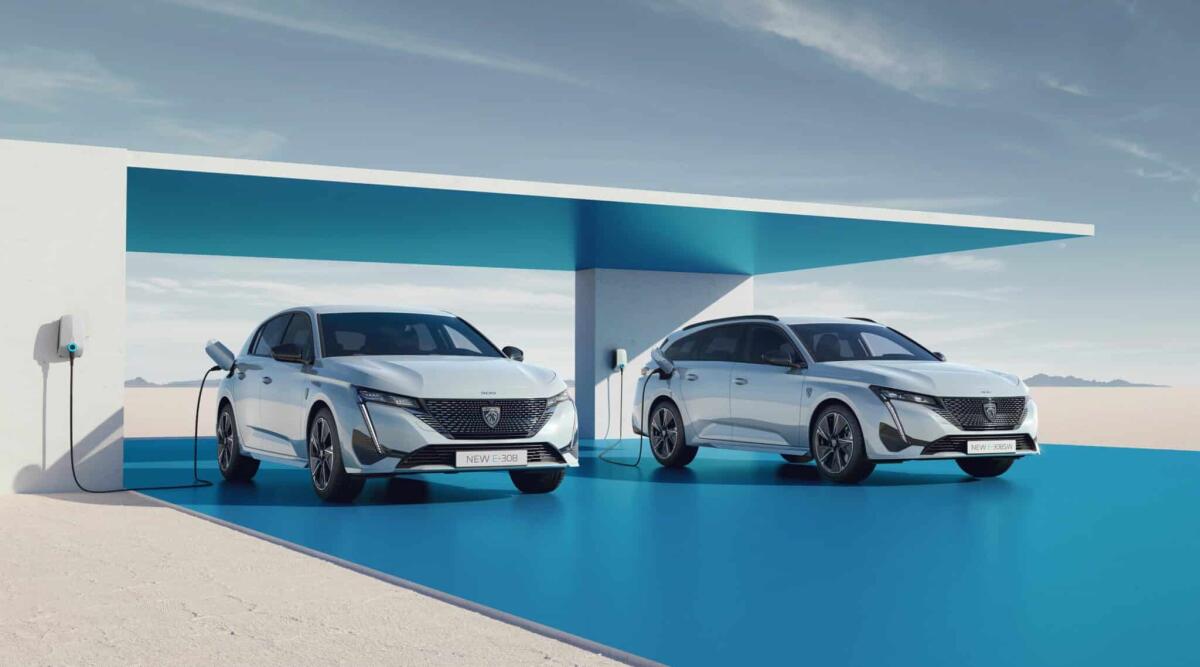 Le Peugeot 308 e 308 SW diventano elettriche - Nuove Peugeot e-308 2023 elettriche
