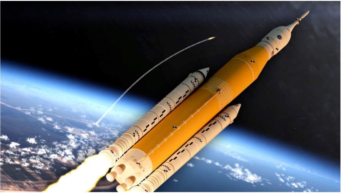 Render dello Space Launch System una volta in LEO. Credits: NASA.
