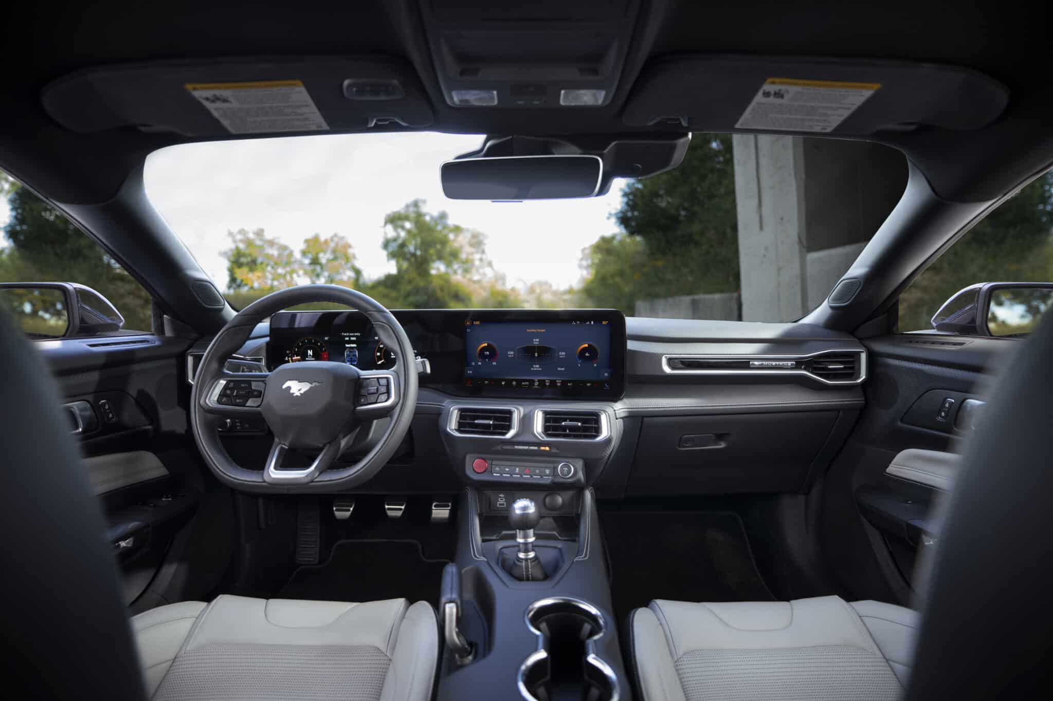 Nuova Ford Mustang, più tecnologica e ancora più veloce