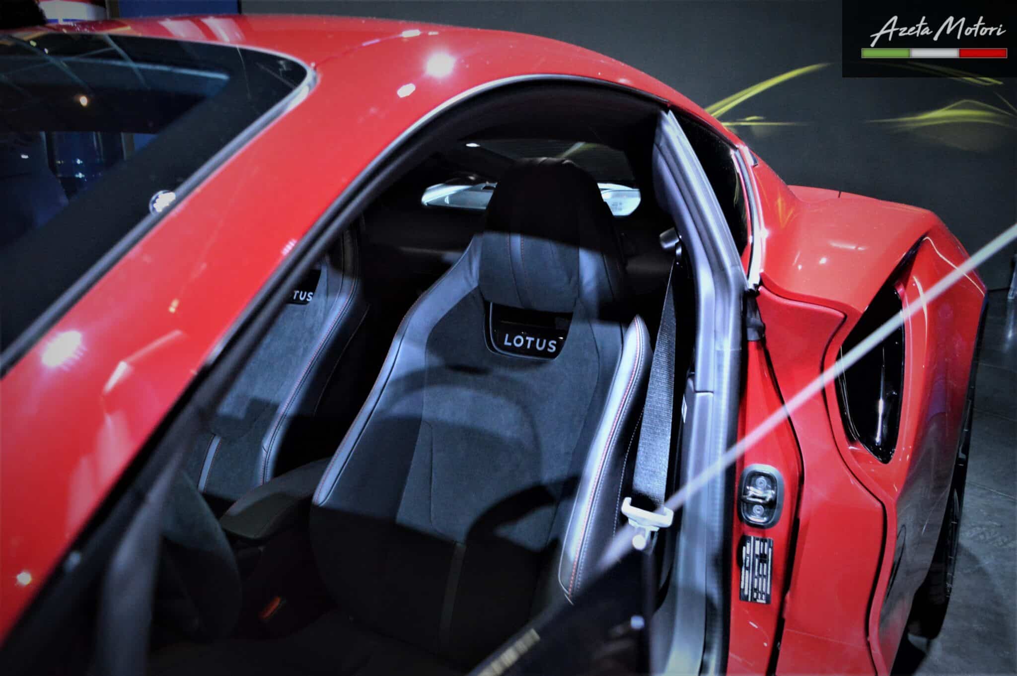 La nuova era Lotus viene svelata in anteprima italiana a Milano