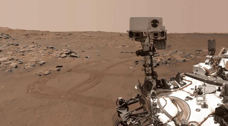 Perseverance nel cratere Jezero vicino alla roccia denominata “Rochette”Credits NASA/JPL-Caltech/MSSS