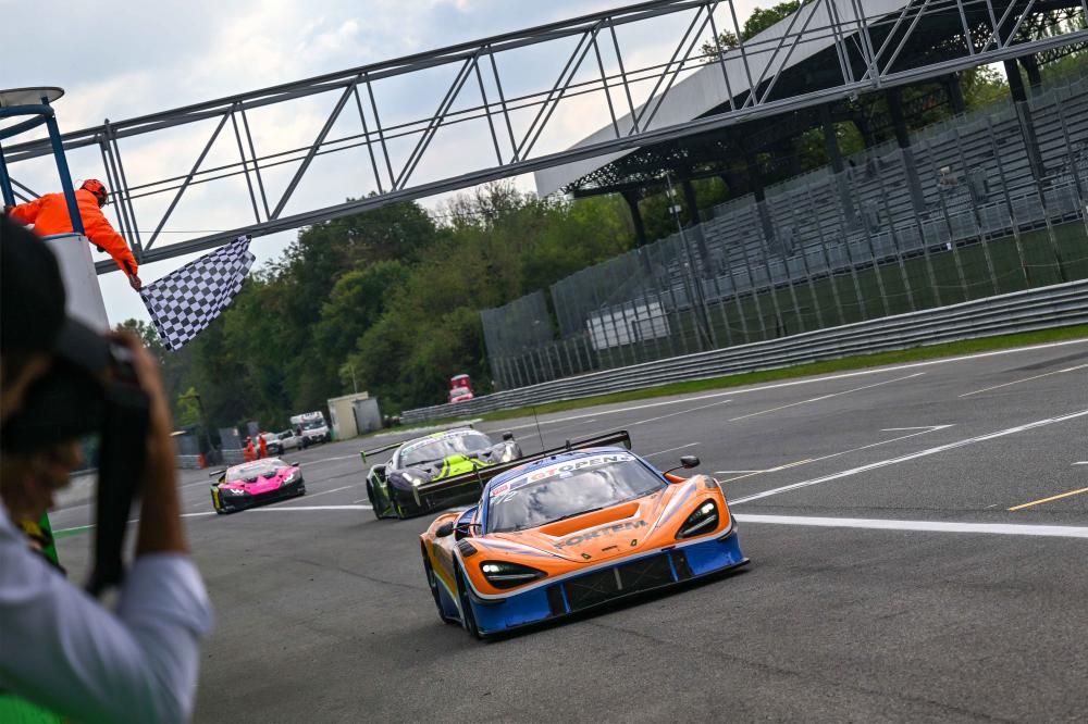 A Monza va in scena il Round 6 dell'International GT Open 2022