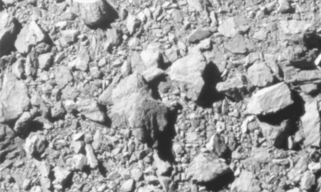 Superficie di Dimorphos. Credits: Diretta NASA