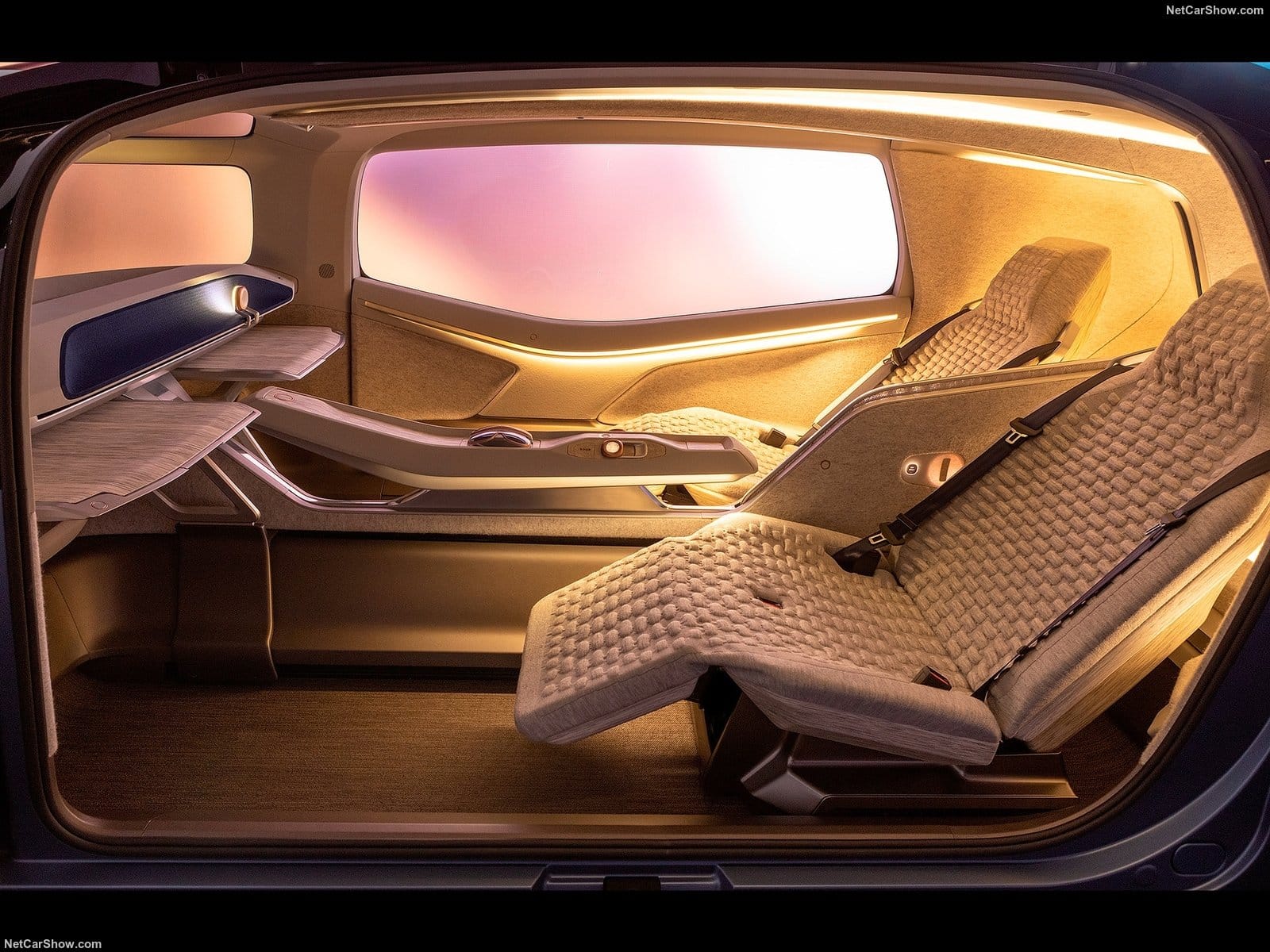Volkswagen Gen.Travel: l'auto elettrica che vuole sostituire gli aerei a corto raggio