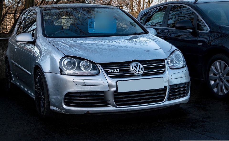 La Golf R32, la prima VW con un’anima da pista. Credits: Pixabay