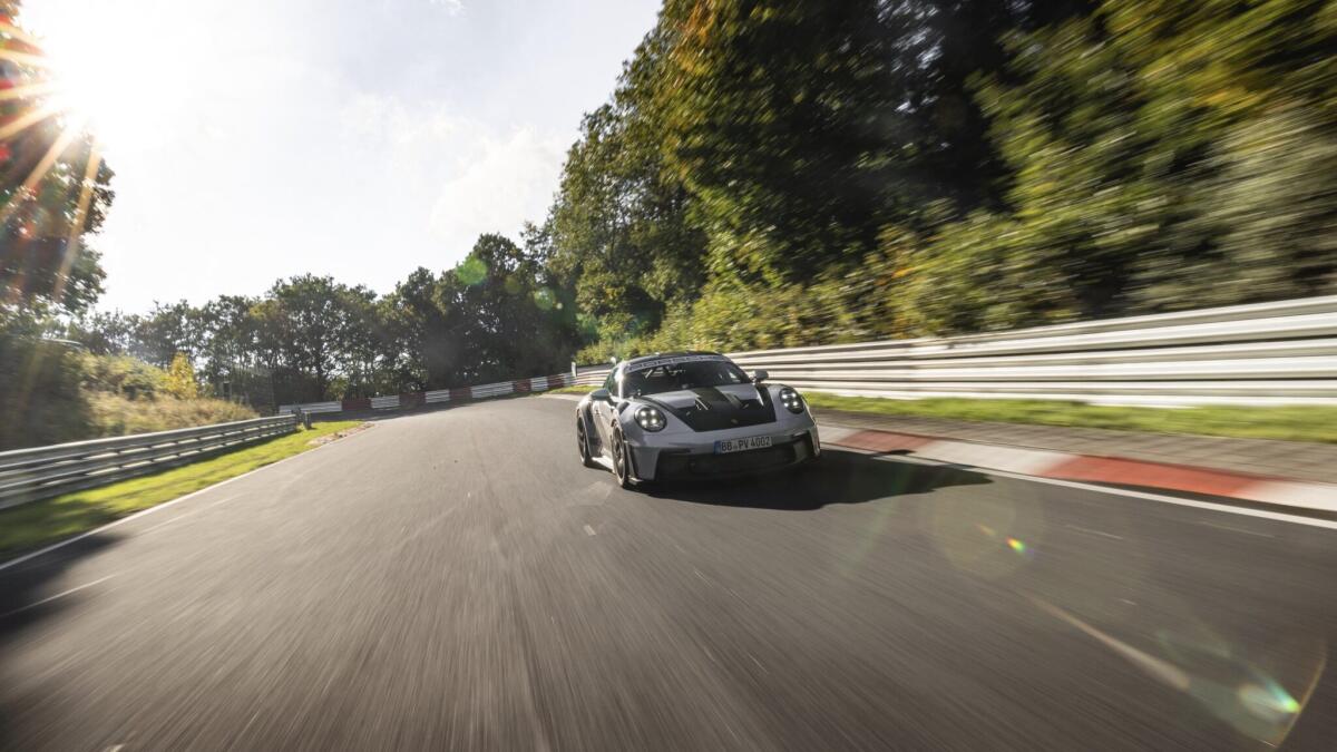 Porsche 911 GT3 RS: al Nurburgring ha girato in 6 minuti e 49 (VIDEO) - 