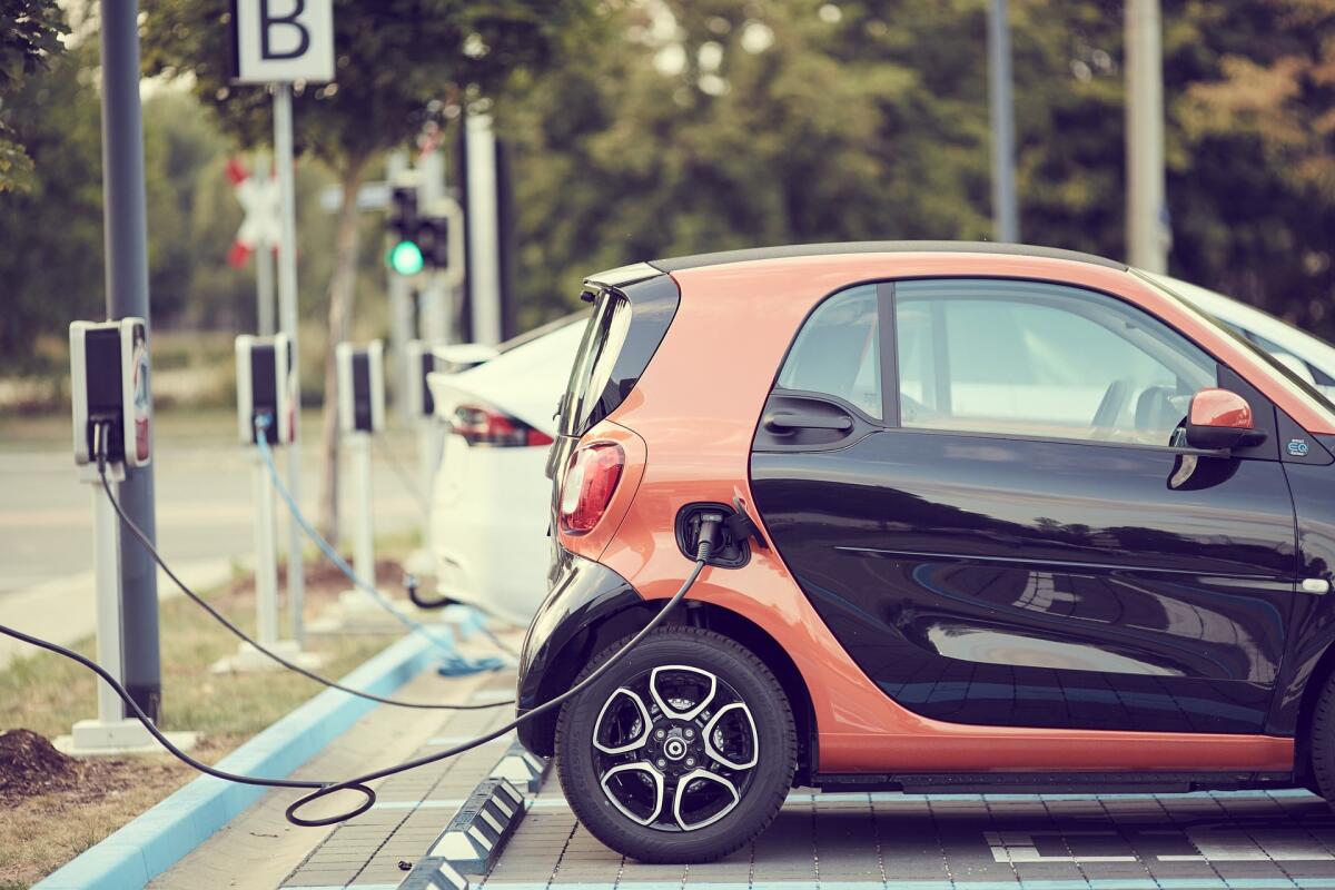 I 5 aspetti fondamentali per lo sviluppo delle auto elettriche nei prossimi 20 anni - Auto elettriche
