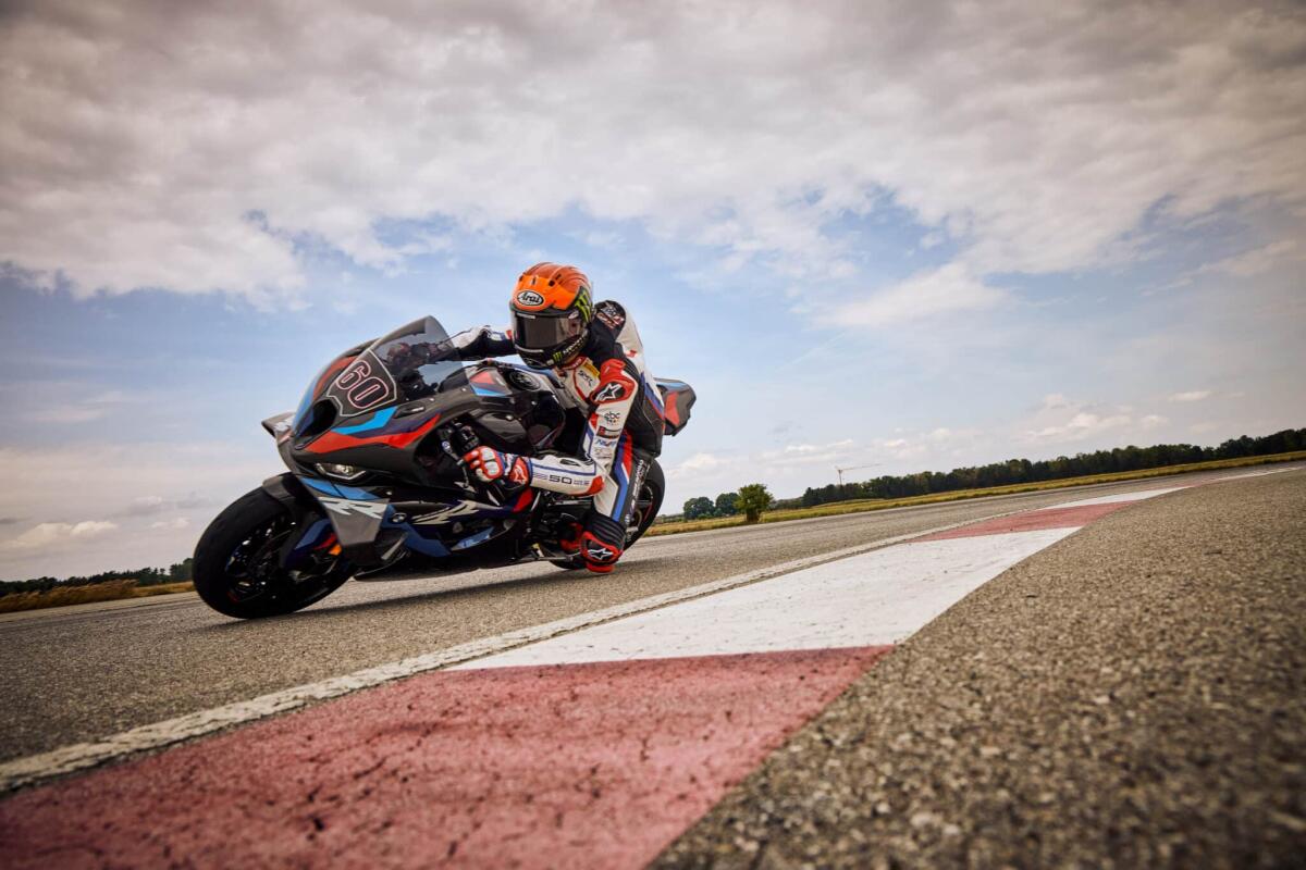 BMW M 1000 RR 2023: aumenta la velocità massima e migliora l'aerodinamica - BMW M 1000 RR 2023: aumenta la velocità massima e migliora l'aerodinamica