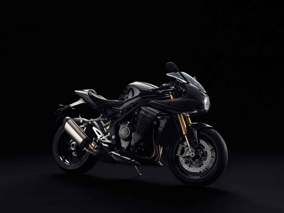 Triumph Speed Triple 1200 RR Bond Edition: 60 esemplari per i 60 anni di 007 - 