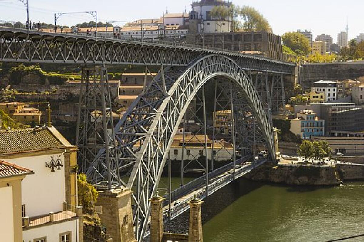 Ponte Dom Luis I: il ponte stile Eiffel che da 136 anni caratterizza Porto - 