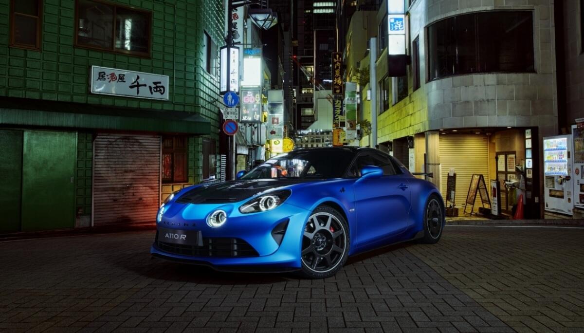 Alpine 110: ecco la versione più estrema R pensata per la guida in pista - 