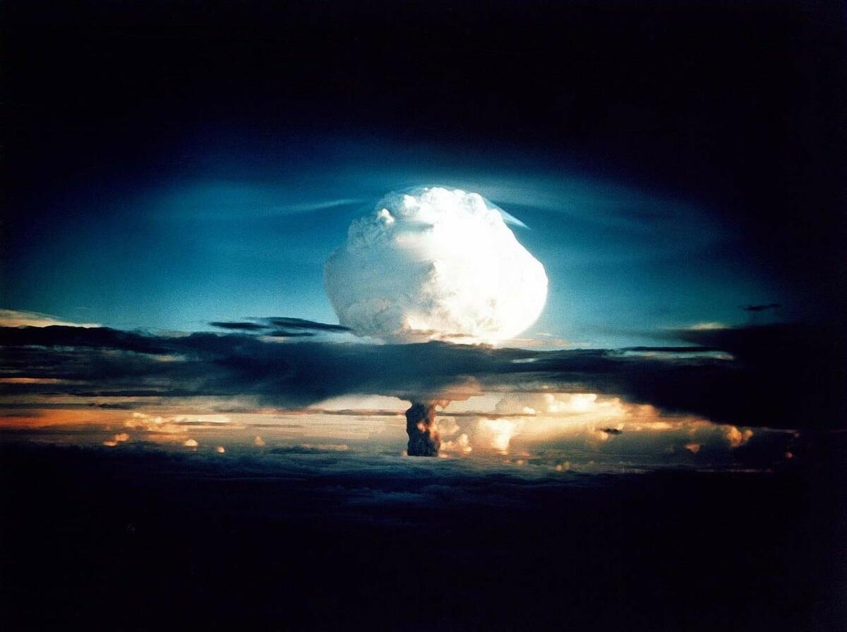 La bomba atomica e Oppenheimer protagonisti del nuovo film di Christopher Nolan - 