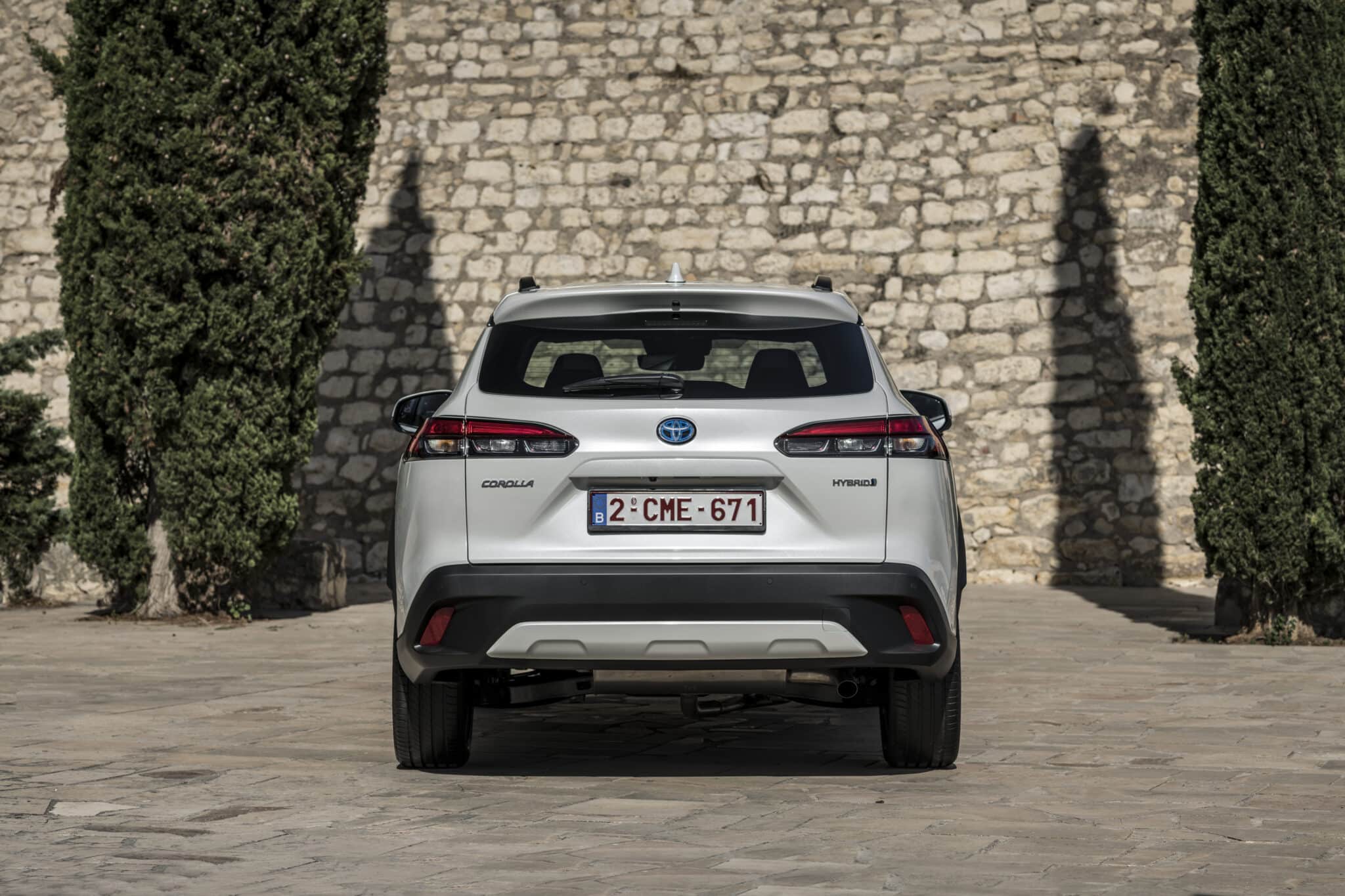 Toyota Corolla Cross 2023: scheda tecnica, allestimenti e listino prezzi